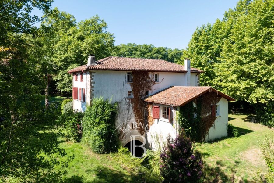 Maison à vendre à Saint-pée-sur-nivelle — Vue montagne — photo 16