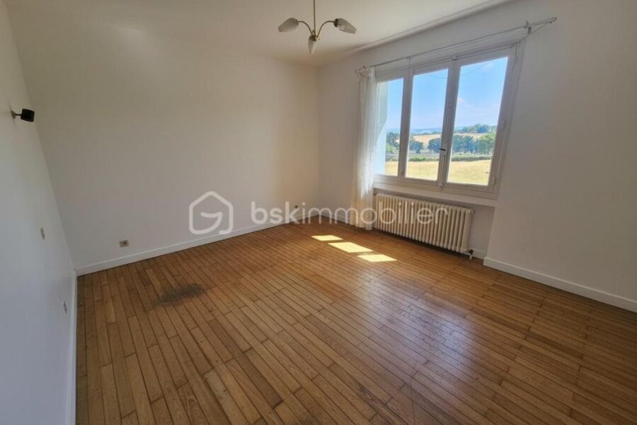 Maison à vendre à Noailly