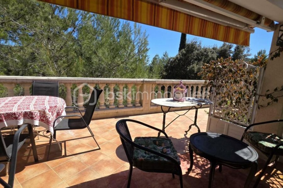 Maison à vendre à Cabasse
