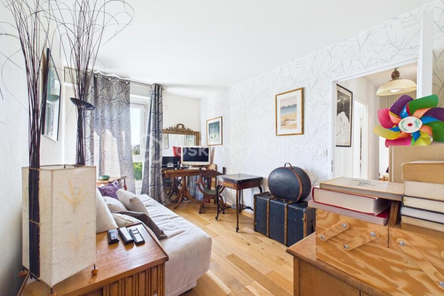 Appartement à vendre à Charenton le pont — Vue sur la ville — photo 9