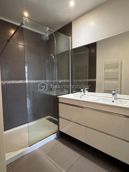 Appartement à vendre à Rennes — Vue sur la ville — photo 10