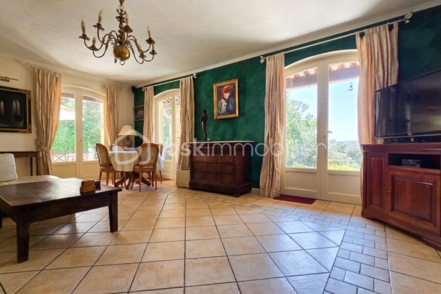 Maison à vendre à Venejan — Vue nature — photo 12