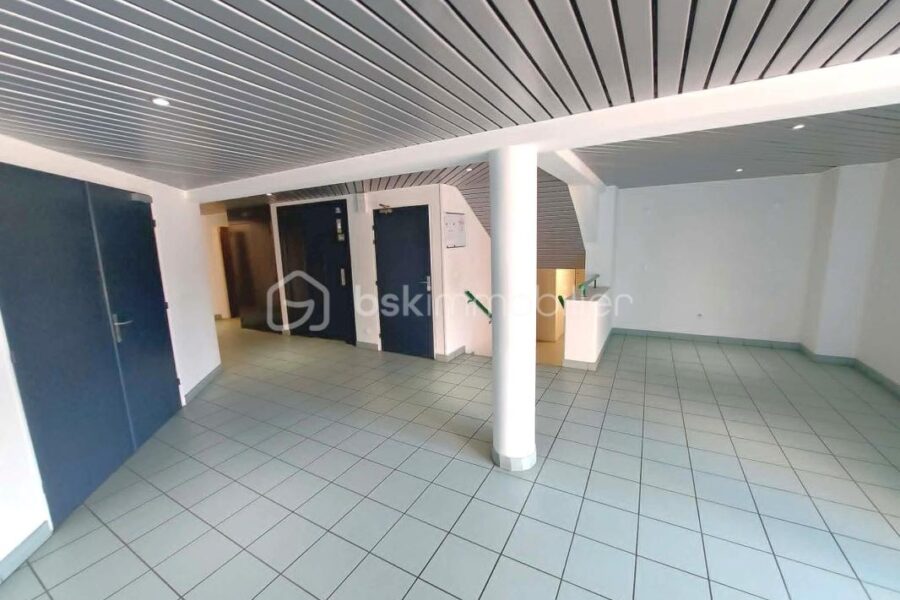 Appartement à vendre à Rouen — Vue sur la ville — photo 9