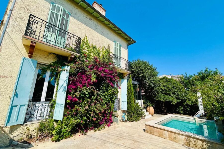 Maison à vendre à Antibes — Vue parc — photo 3