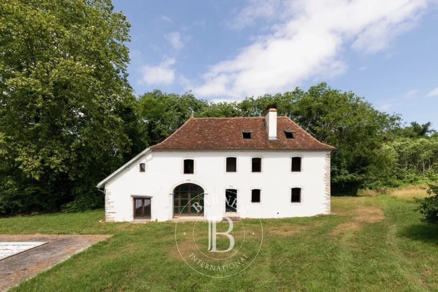 Maison à vendre à Sauveterre-de-béarn