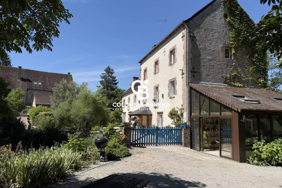 Maison à vendre à Neuville-sur-brenne — Vue fleuve — photo 2