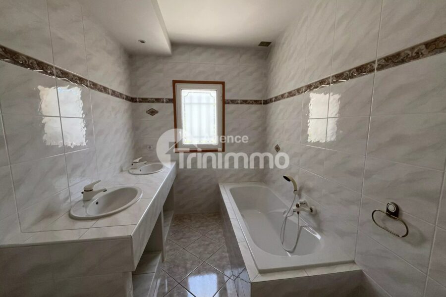 Maison à vendre à L&rsquo;escarène — Vue montagne — photo 12
