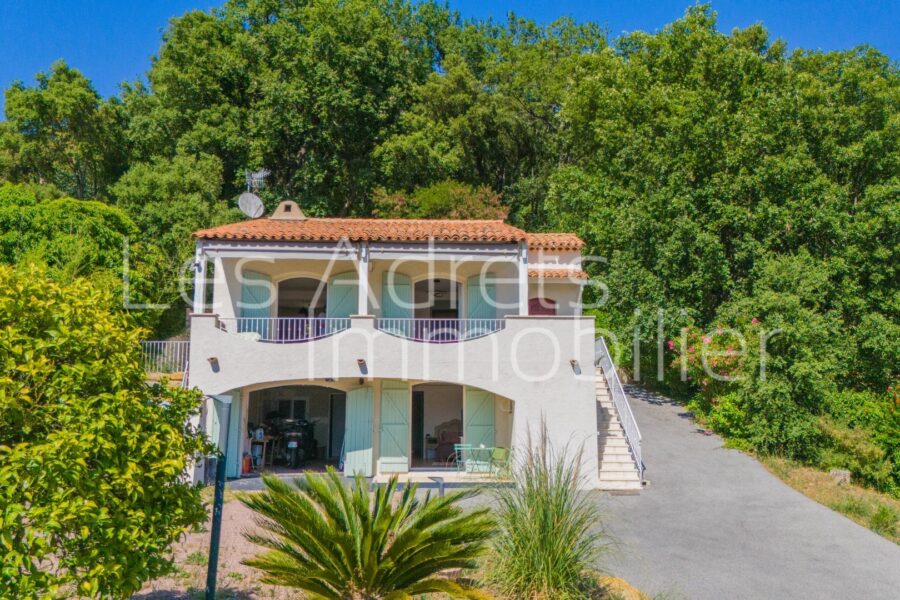 Maison à vendre à Les adrets-de-l&rsquo;estérel — Vue montagne — photo 7