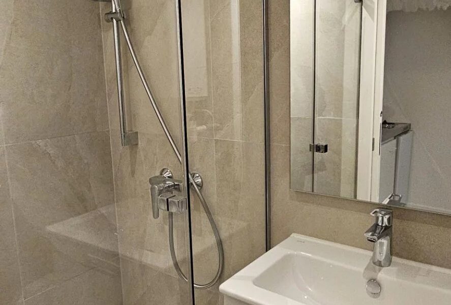Appartement à vendre à Cannes — Vue sur la ville — photo 9