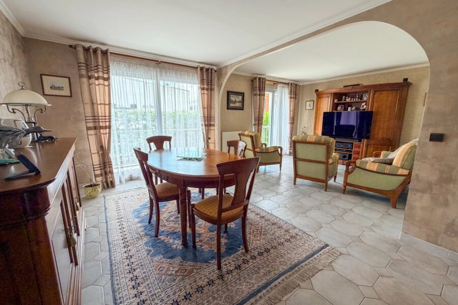 Appartement à vendre à Le raincy — Vue parc — photo 3