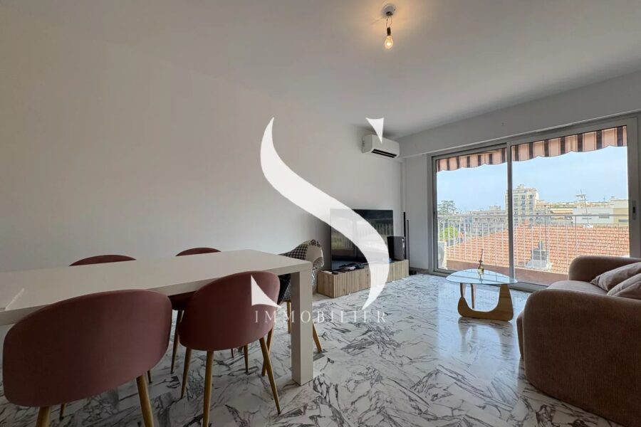 Appartement à vendre à Saint-laurent-du-var — Vue sur la ville — photo 7