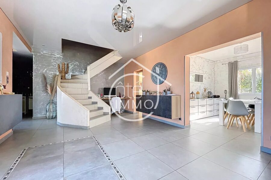 Maison à vendre à Saint-magne-de-castillon — Vue vignes — photo 6
