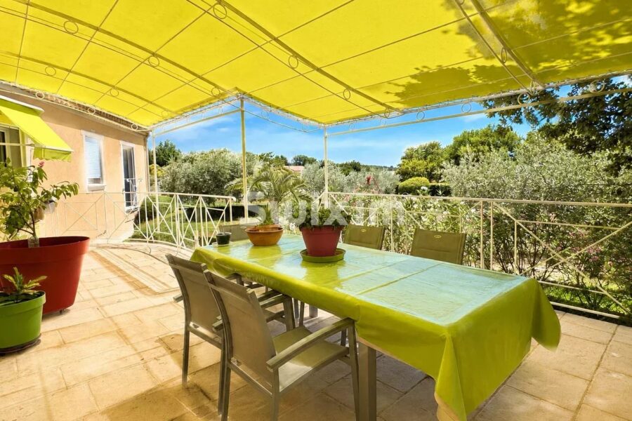 Maison à vendre à Grignan — Vue nature — photo 1