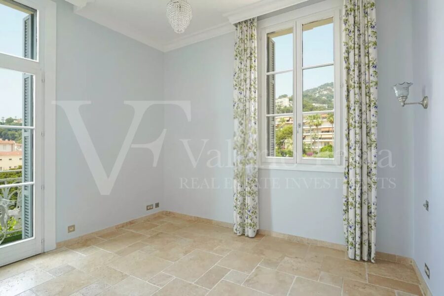 Appartement à vendre à Beaulieu-sur-mer — Vue mer — photo 13
