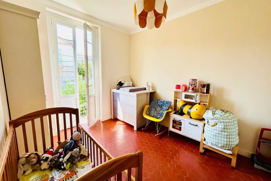 Maison à vendre à Antibes — Vue parc — photo 16