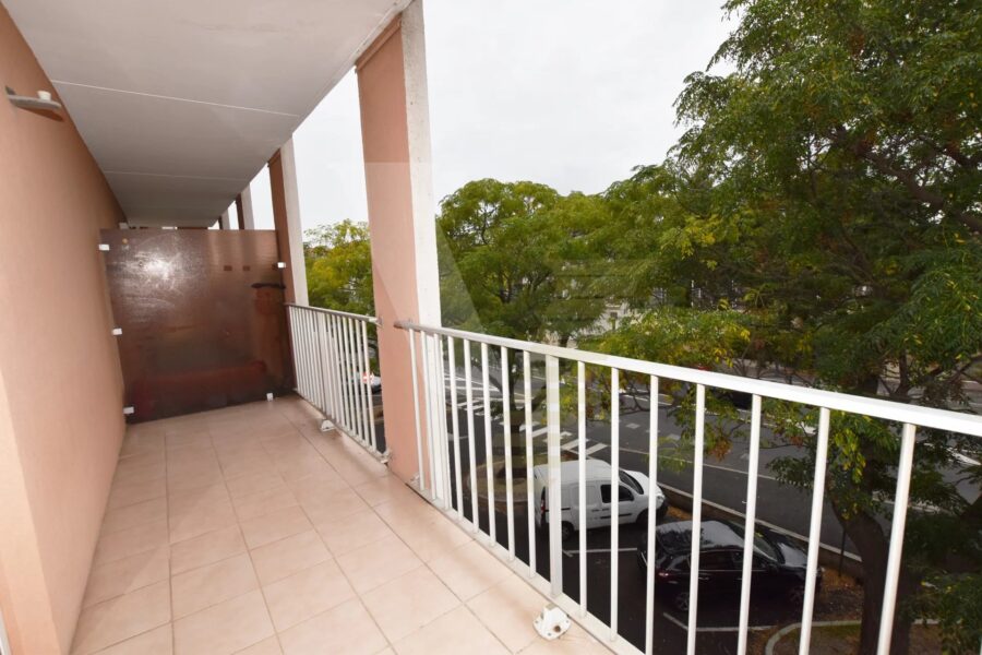 Appartement à louer à Béziers — Vue sur la ville — photo 5