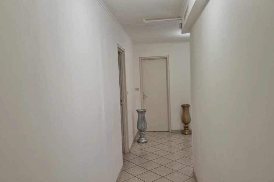Appartement à vendre à Bar-le-duc — Vue sur la ville — photo 7