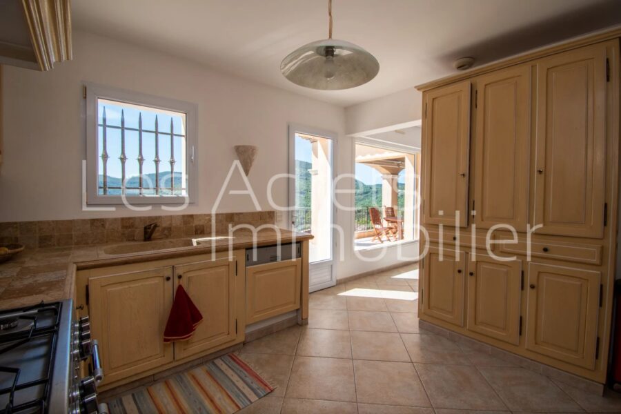 Maison à vendre à Les adrets-de-l&rsquo;estérel — Vue mer — photo 12