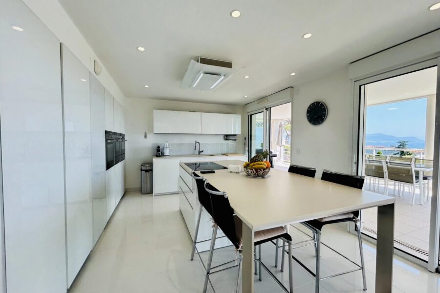 Appartement à vendre à Antibes — Vue mer — photo 5