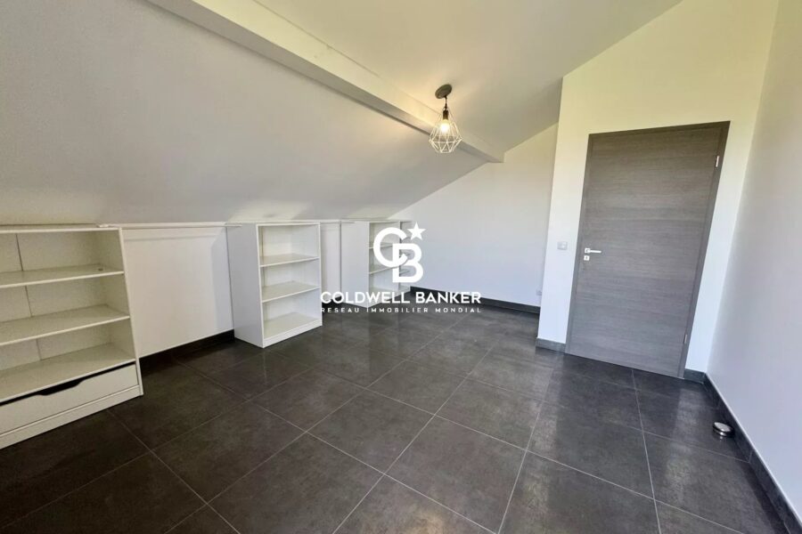 Maison à vendre à Cranves-sales — Vue montagne — photo 10