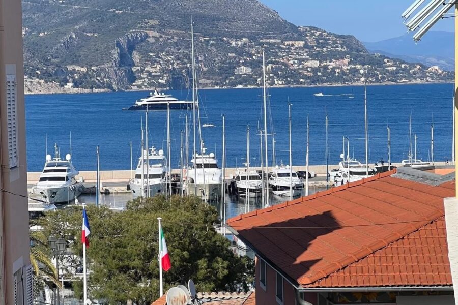 Appartement à vendre à Saint-jean-cap-ferrat — Vue sur la ville — photo 2