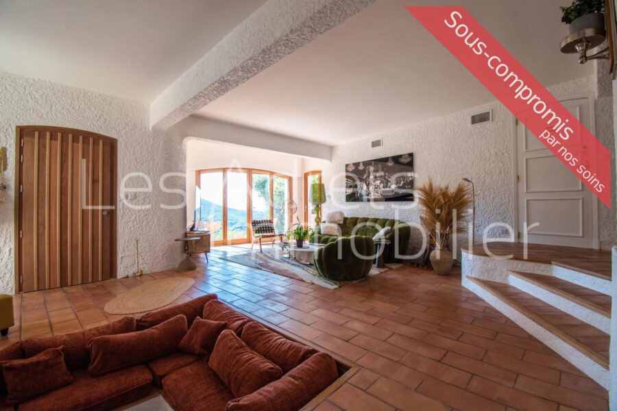 Maison à vendre à Les adrets-de-l&rsquo;estérel — Vue montagne — photo 4