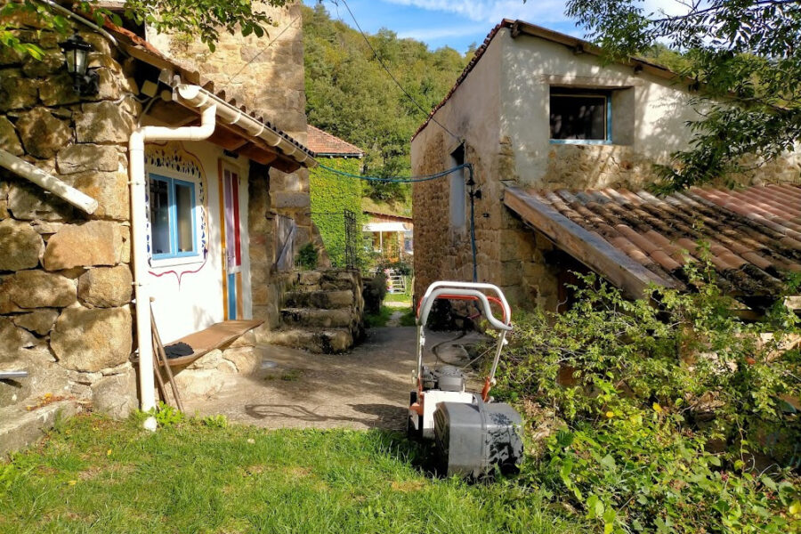 Maison à vendre à Nonières