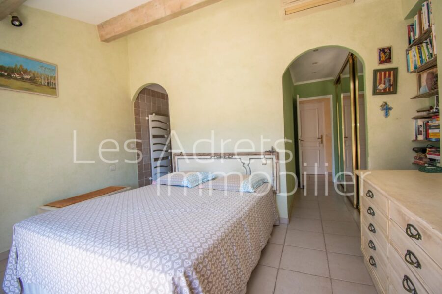 Maison à vendre à Les adrets-de-l&rsquo;estérel — Vue montagne — photo 15