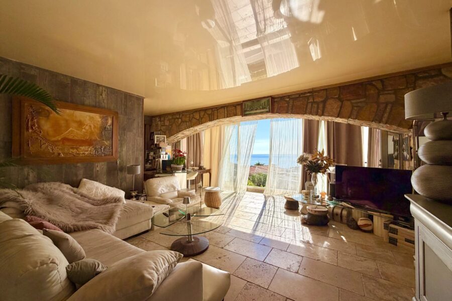 Maison à vendre à Villefranche-sur-mer — Vue mer — photo 5