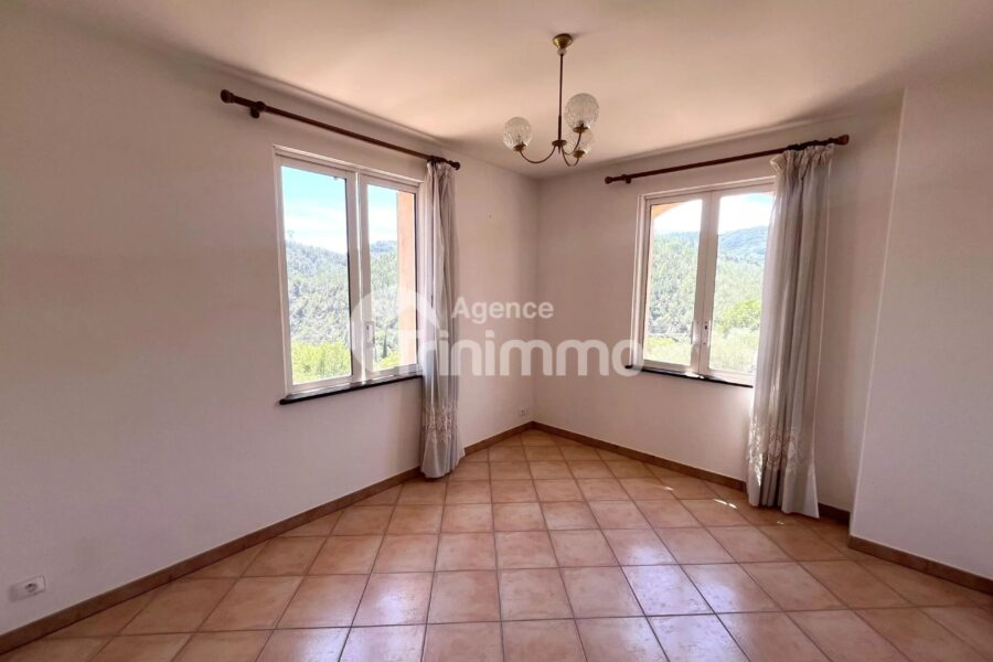 Maison à vendre à L&rsquo;escarène — Vue montagne — photo 11