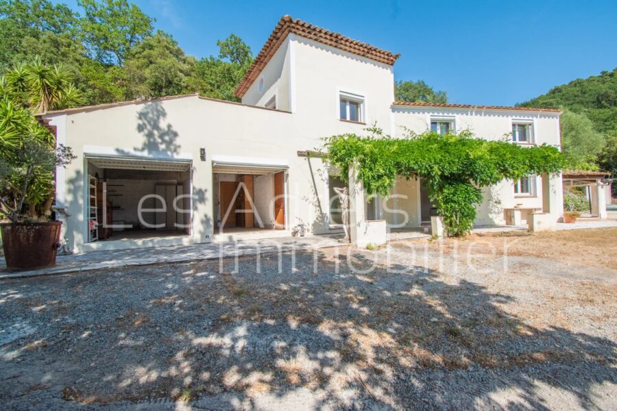 Maison à vendre à Les adrets-de-l&rsquo;estérel — Vue montagne — photo 24