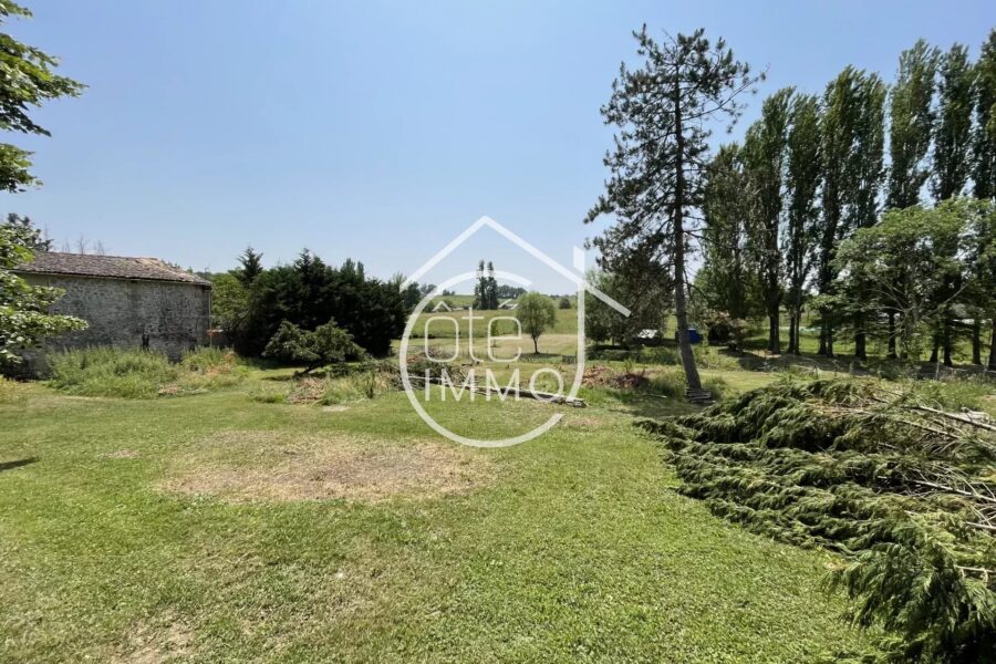 Maison à vendre à Francs — Vue parc — photo 10