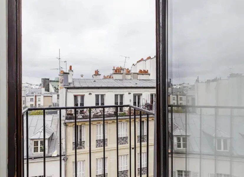 Appartement à vendre à Paris 9ème — Vue sur la ville — photo 15