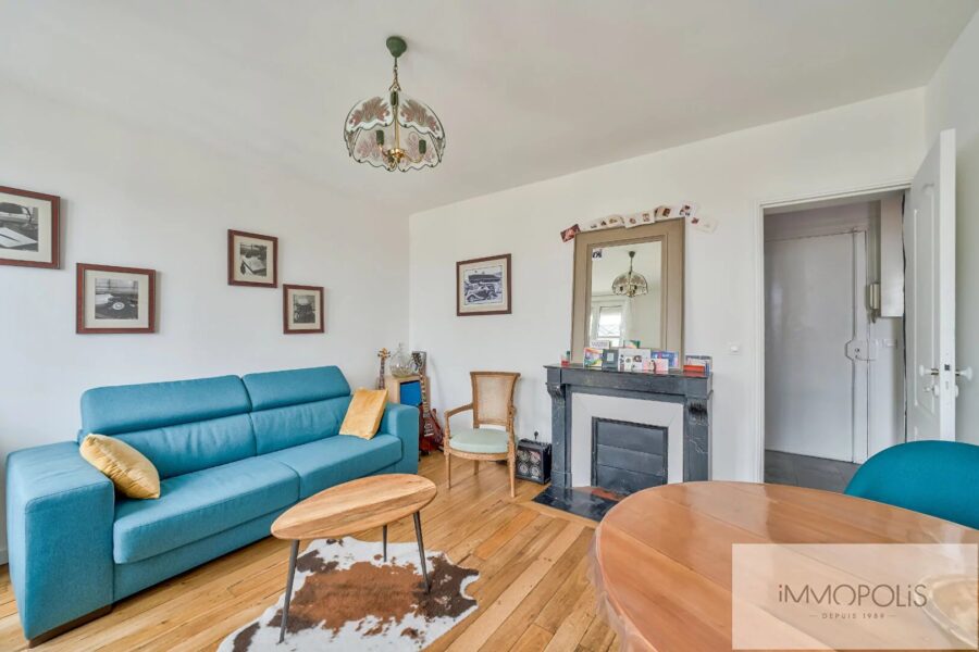 Appartement à vendre à Paris 18ème — Vue sur la ville — photo 4