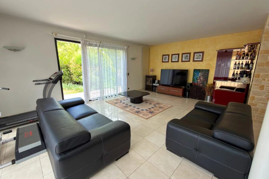 Maison à vendre à Livry-gargan — Vue parc — photo 4