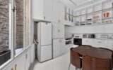 Appartement à louer à Paris 16ème — Vue sur la ville — photo 12
