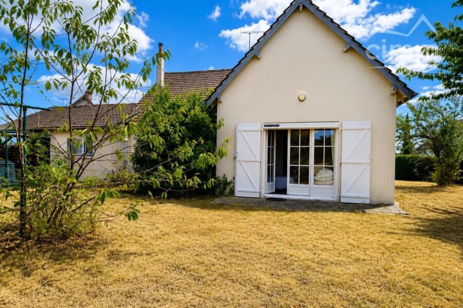 Maison à vendre à Vineuil — Vue parc — photo 3