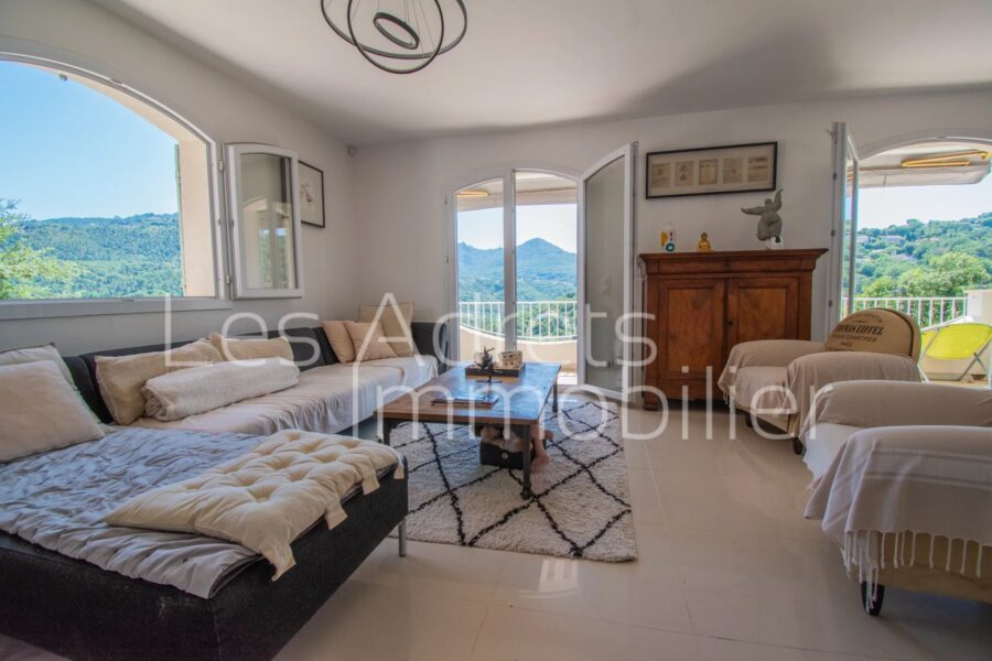 Maison à vendre à Les adrets-de-l&rsquo;estérel — Vue montagne — photo 9