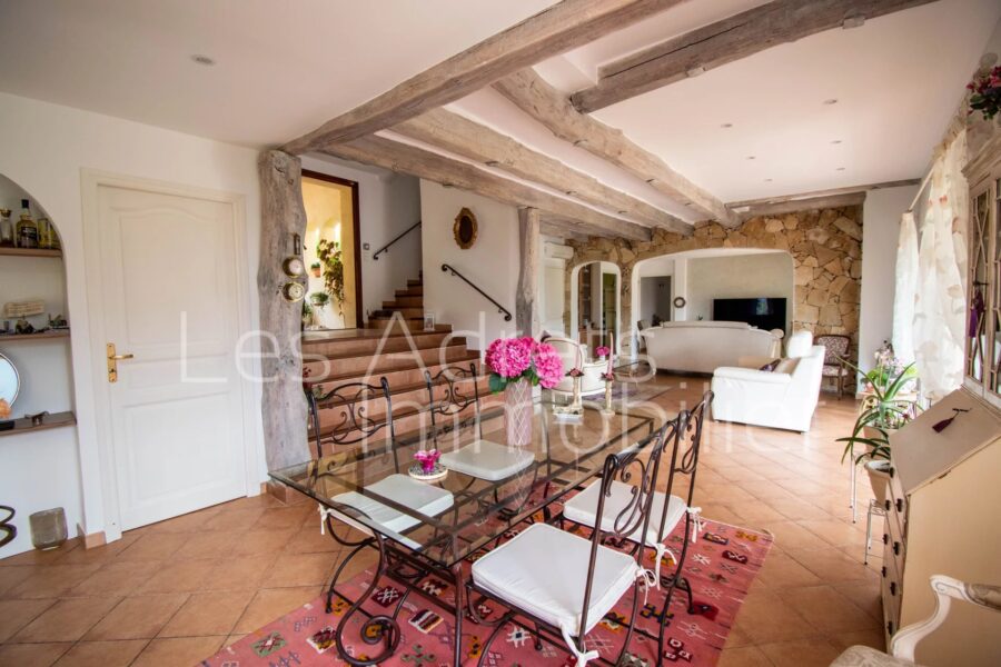 Maison à vendre à Les adrets-de-l&rsquo;estérel — Vue montagne — photo 4