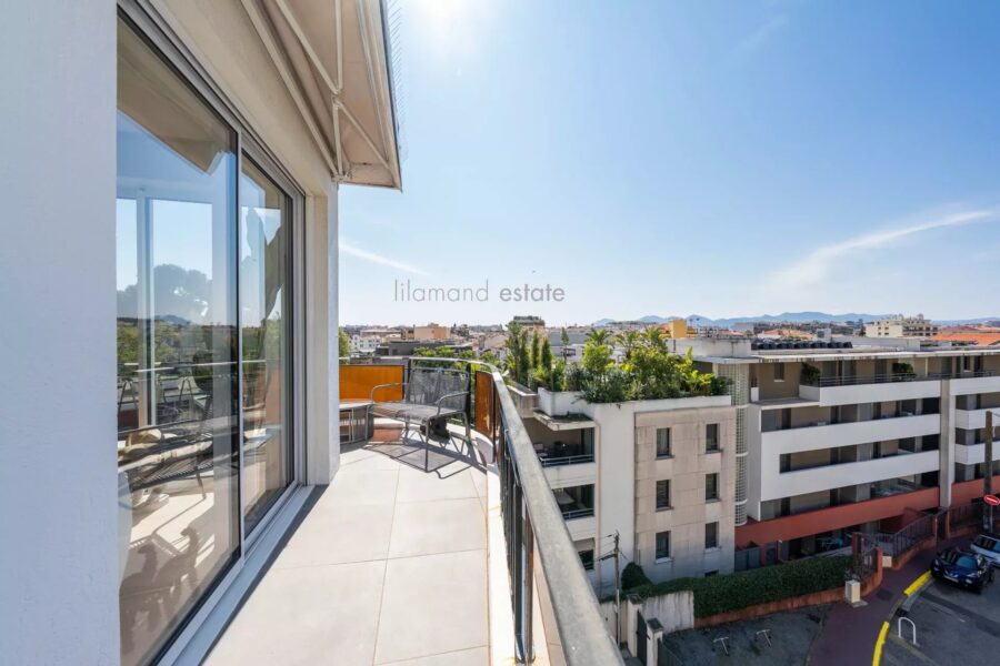 Appartement à vendre à Cannes — Vue sur la ville — photo 4
