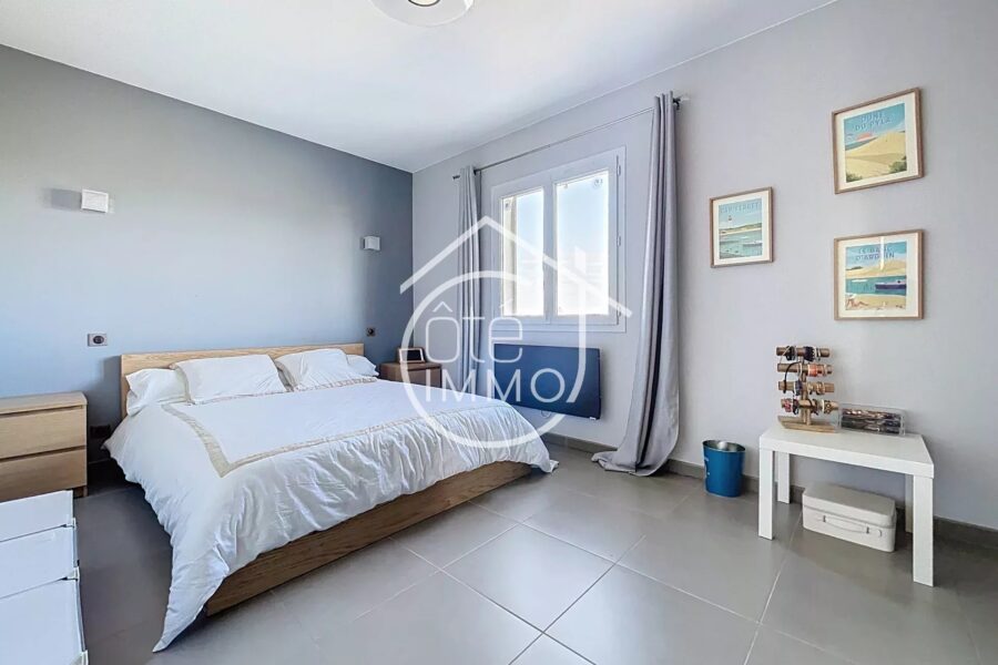 Maison à vendre à Saint-magne-de-castillon — Vue vignes — photo 5