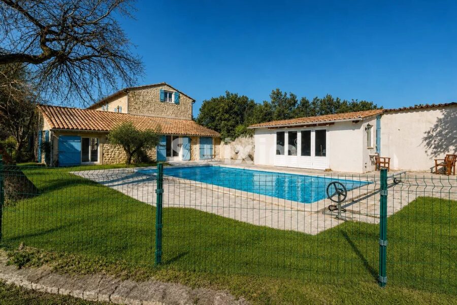 Maison à vendre à Grignan — Vue montagne — photo 7