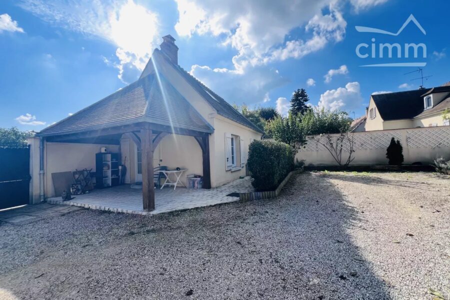 Maison à vendre à Chamant — Vue parc — photo 19