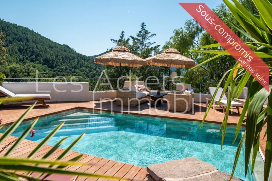 Maison à vendre à Les adrets-de-l&rsquo;estérel — Vue montagne — photo 2