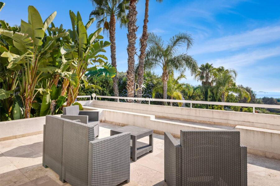 Maison à vendre à Antibes — Vue mer — photo 19