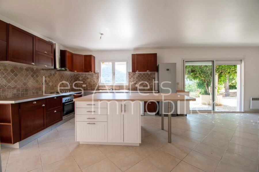 Maison à vendre à Les adrets-de-l&rsquo;estérel — Vue montagne — photo 11