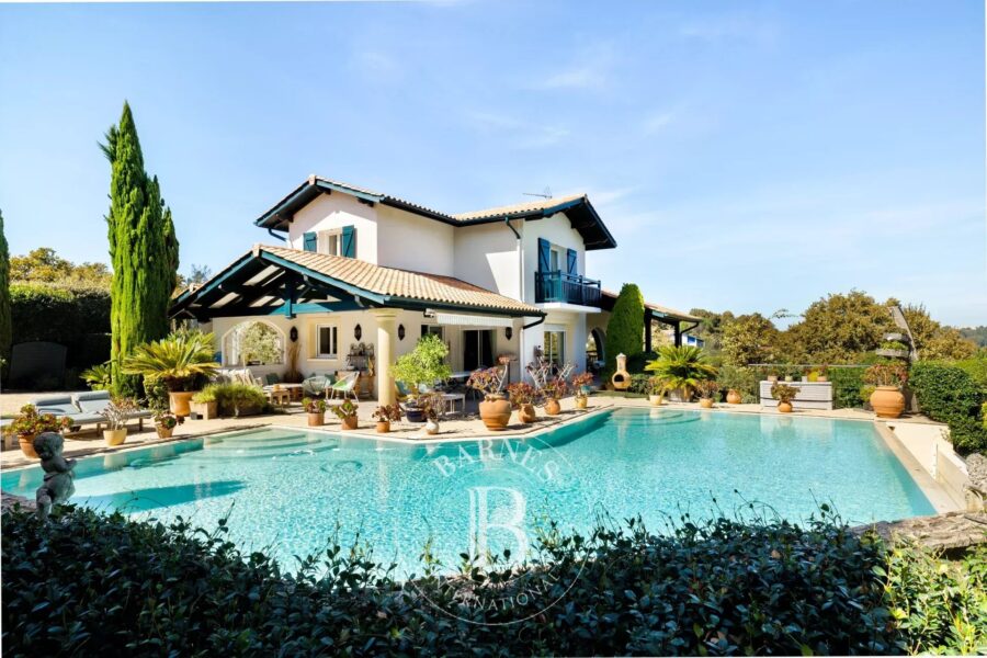 Maison à vendre à Anglet — Vue sur la ville — photo 2