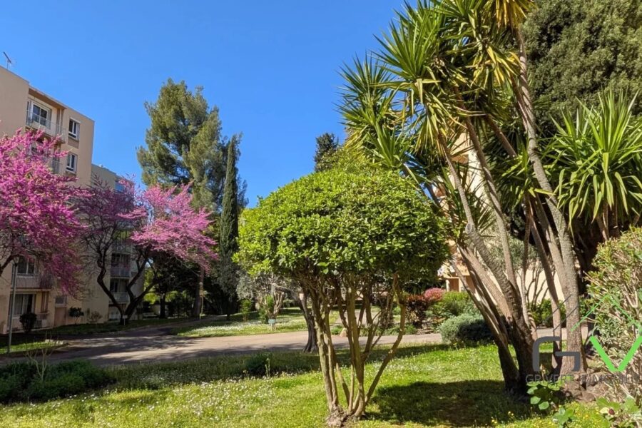 Appartement à vendre à Nîmes — Vue sur la ville — photo 10
