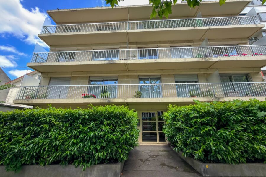 Appartement à vendre à Le raincy — Vue parc — photo 2