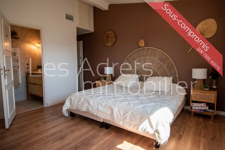Maison à vendre à Les adrets-de-l&rsquo;estérel — Vue montagne — photo 9